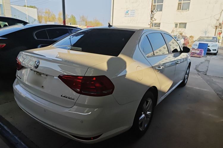 Used Volkswagen Lavida 2017 1.6L Manual Fashion Edition
