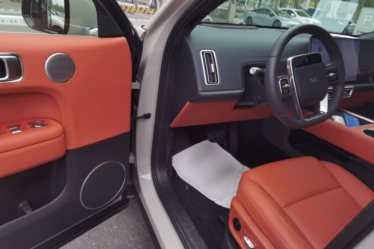 Used Li Auto L6 2025 Pro Smart Refresh Edition Driver Seat