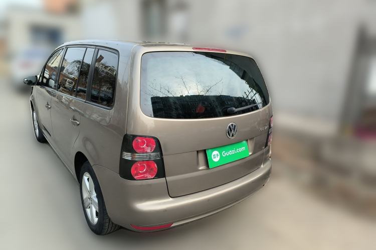 Used Volkswagen Touran 2015 1.4T Manual Fashion Edition 5-Seater