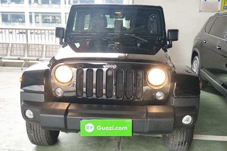 Used Jeep Wrangler 2015 3.0L Sahara Four-Door Comfort Edition
