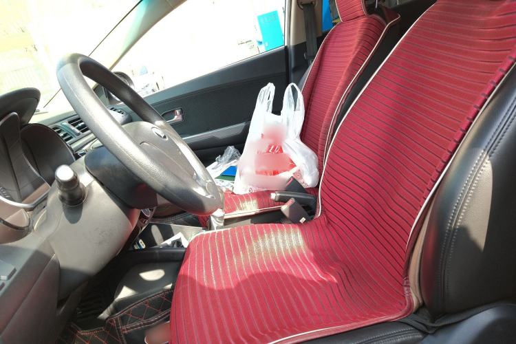 Used Kia K2 2015 Sedan 1.4L MT GLS