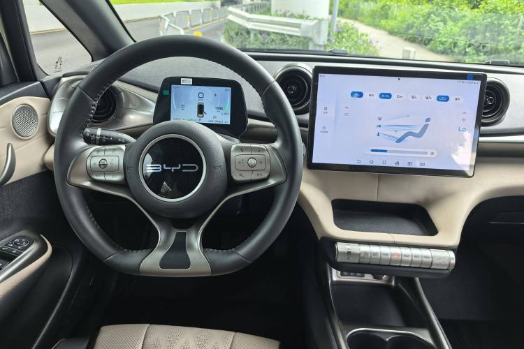 Used BYD Dolphin 2023 420 km Free Version