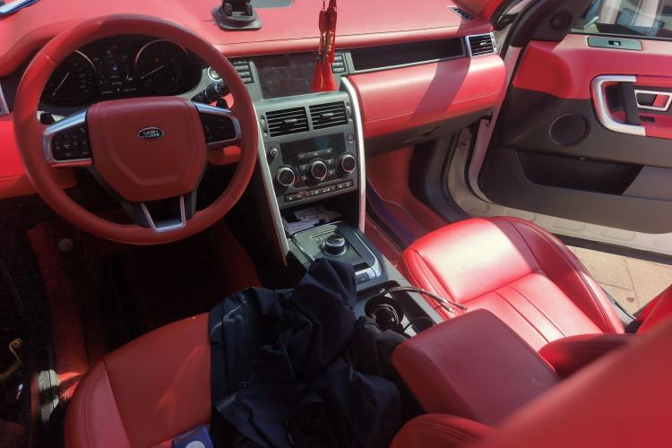 Used Land Rover Discovery Sport 2019 240 PS SE Version China V Standard