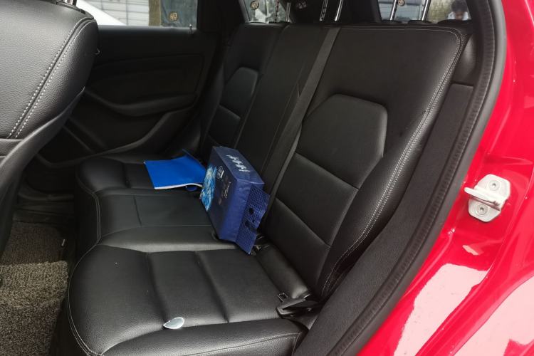 Used Mercedes-Benz B-Class 2017 B 200 Sport Edition Left Rear Seat