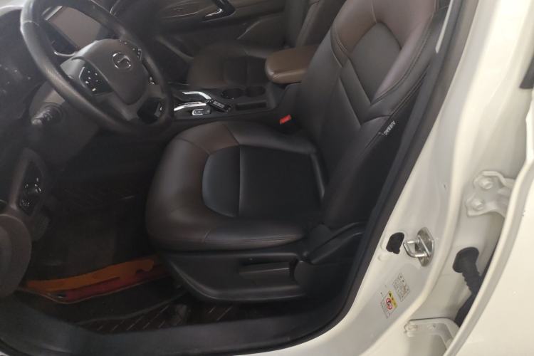 Used GAC Trumpchi GS4 2017 235T G-DCT Two-Wheel Drive Elite Edition Left Front Seat