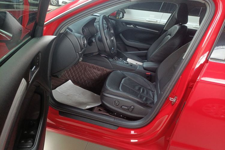 Used Audi A3 2015 Sportback 35 TFSI Millionth Anniversary Comfort Model
