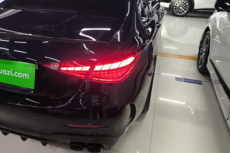 Used Mercedes-Benz C-Class 2025 C 260 L Obsidian Night Sport Edition Exterior 3