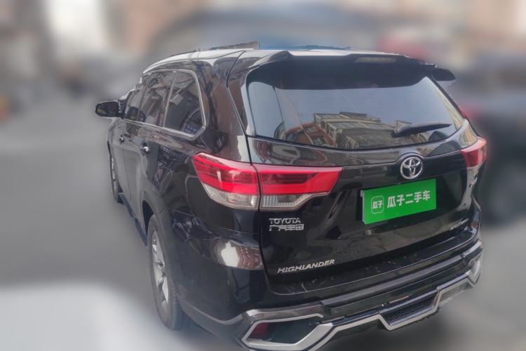 Used Toyota Highlander 2018 2.0T Four-Wheel Drive Luxury Edition 7 Seats China V Emission Standard
