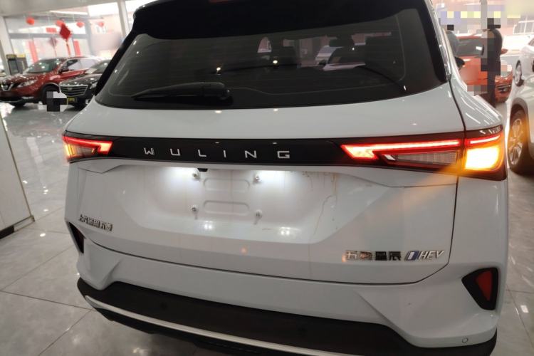 Used Wuling Asta 2022 2.0L DHT Electric-Speed Version