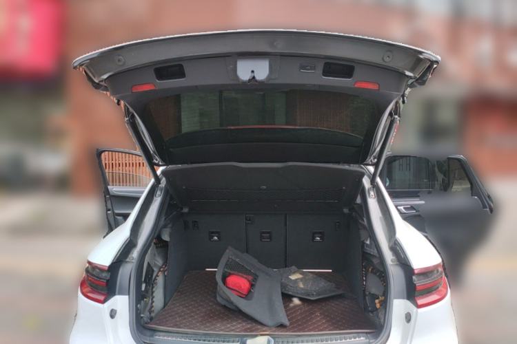 Used Porsche Macan 2014 Macan 2.0T Trunk