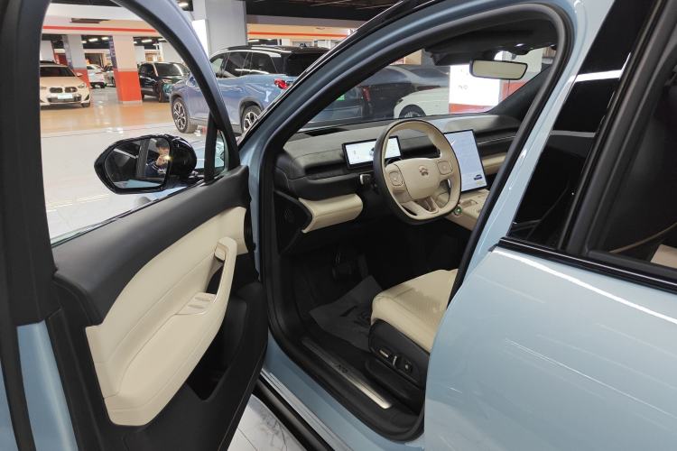 Used Nio ES6 2024 75 kWh Driver Seat