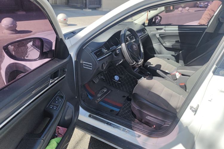 Used Volkswagen C-TREK 2017 230TSI DSG Comfort Version Driver Seat