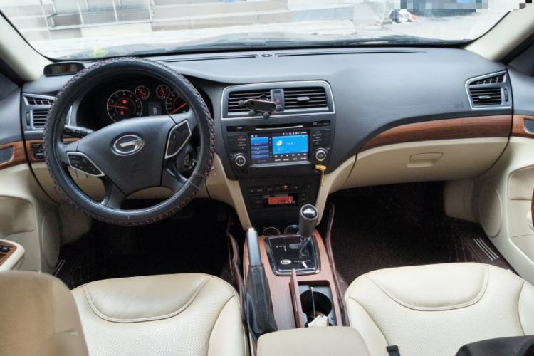 Used GAC Trumpchi GA5 New Energy 2016 PHEV Deluxe Edition Center Console