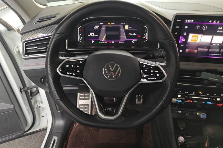 Used Volkswagen Tiguan L 2023 330TSI Automatic Two-Wheel Drive R-Line Flagship Edition Steering Wheel