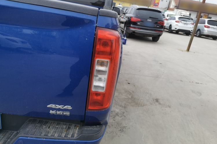 Used Great Wall Poer 2021 2.0T Commercial Version Automatic Diesel Two-Wheel Drive Elite Trim with Long Bed – GW4D20M Right Rear Taillight