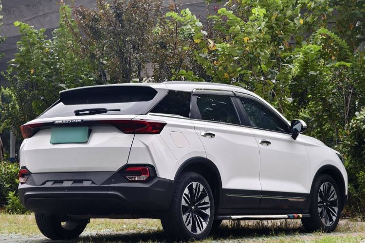 Used Bestune T77 2019 230 TID Automatic Luxury Version China VI Emission Standard
