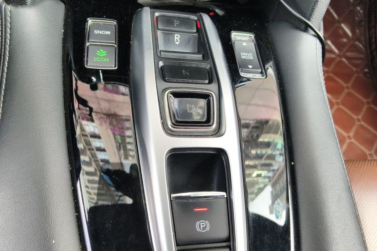 Used Honda UR-V 2017 370TURBO Four-Wheel Drive Prestige Edition China V Gear Lever