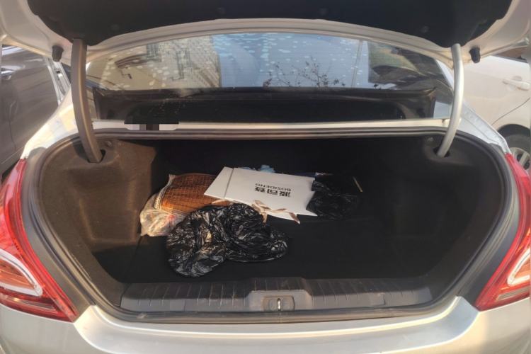 Used Peugeot 308 2014 Enjoy Edition Classic 1.6L Manual YouShang Model