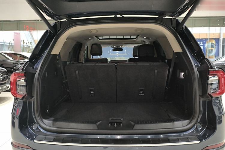 Used Ford Explorer 2023 EcoBoost 285 Four-Wheel Drive Titanium Edition 7-Seater
