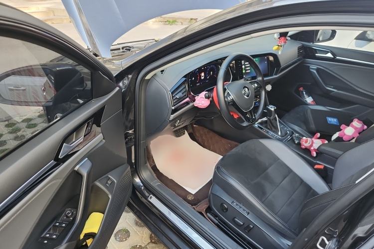 Used Volkswagen Sagitar 2021 280TSI DSG Excellence Edition Driver Seat
