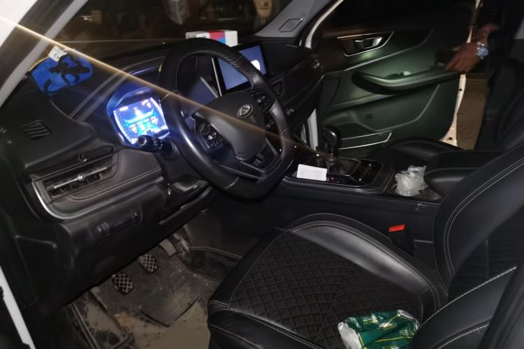 Used Chery Tiggo 8 2020 1.5 TCI Manual Special Edition 7-Seater Driver Seat