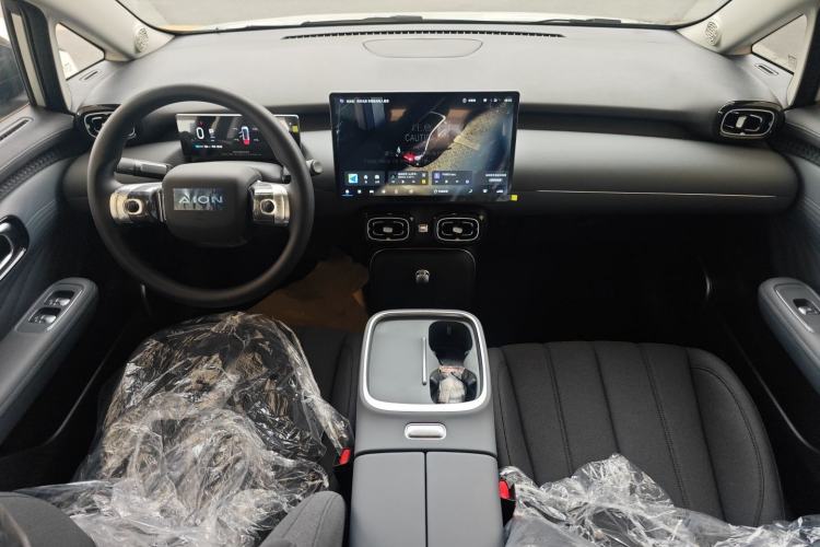 Used AION UT 2025 330 Starlight Edition
