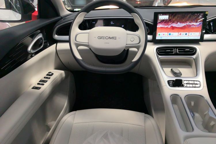 Used Geely Galaxy Geome 2026 Model 310km Youth Edition
