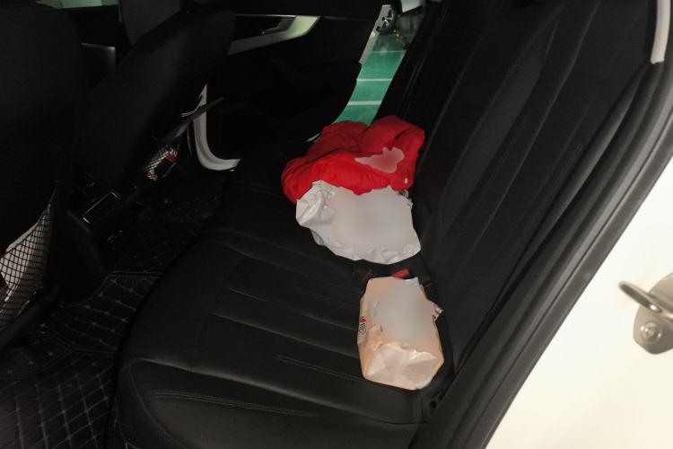 Used Audi A4L 2019 40 TFSI Fashion Edition China VI Emission Standard