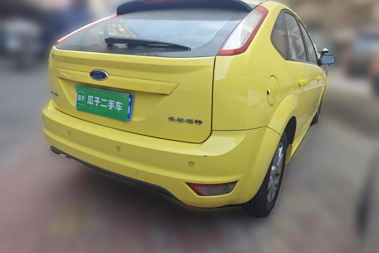 Used Ford Focus 2011 Hatchback 1.8L Manual Comfort Model
