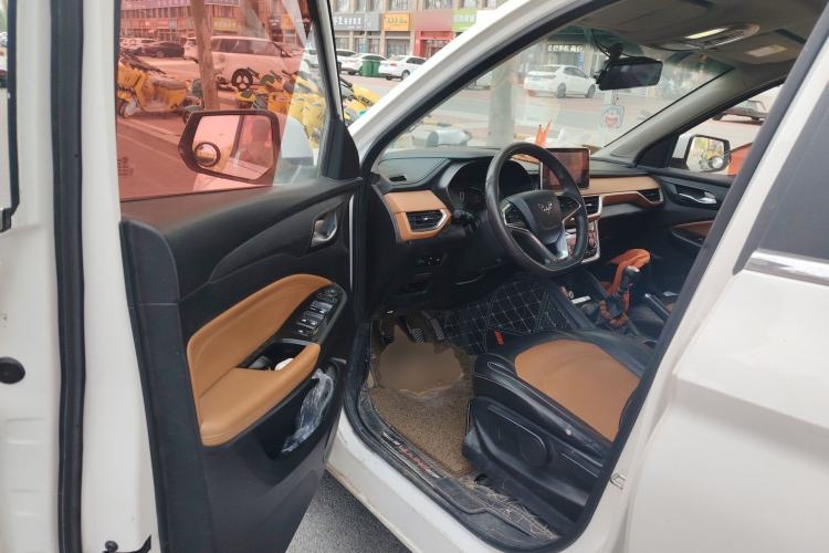 Used Wuling Hongguang S3 2018 1.5L Manual Luxury Model China V Standard
