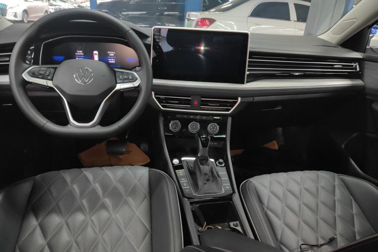 Used Volkswagen Sagitar 2023 300TSI DSG Excellence Edition
