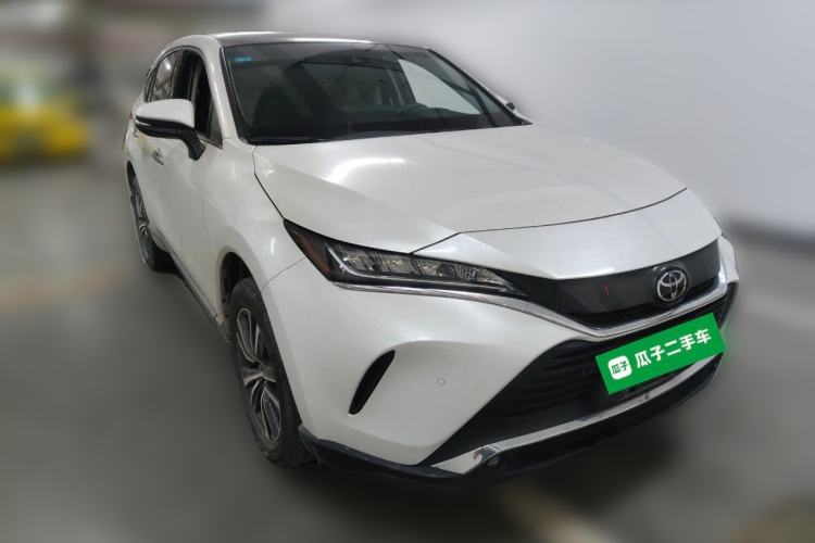 Used Toyota Harrier 2022 2.0L CVT Two-Wheel Drive Luxury Edition