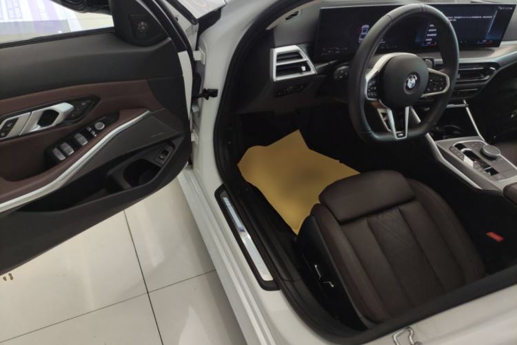 Used BMW 3 Series 2025 330Li M Sport Shadowline Package
