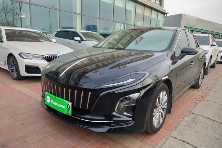 Used Hongqi E-QM5 2022 431 km Charge & Enjoy Edition