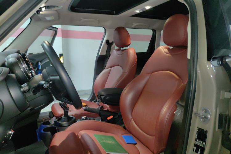 Used MINI 2018 1.5T COOPER Classic Edition Five-Door Version Left Front Seat