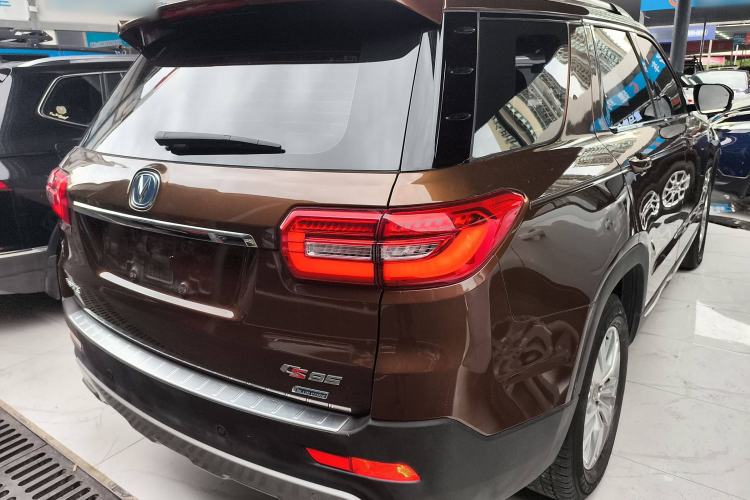 Used CHANGAN CS95 2017 2.0T Two-Wheel Drive Zhiyuan Edition