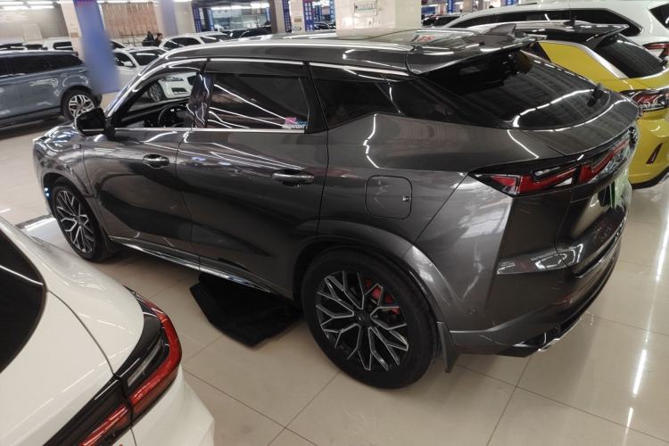 Used Oshan Z6 New Energy 2023 ZhiDian iDD 150KM Flagship PLUS Smart Parking Edition
