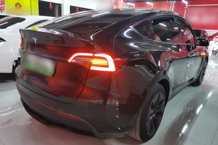 Used Tesla Model Y 2023 Rear-Wheel-Drive Version Rear Right 45 Deg