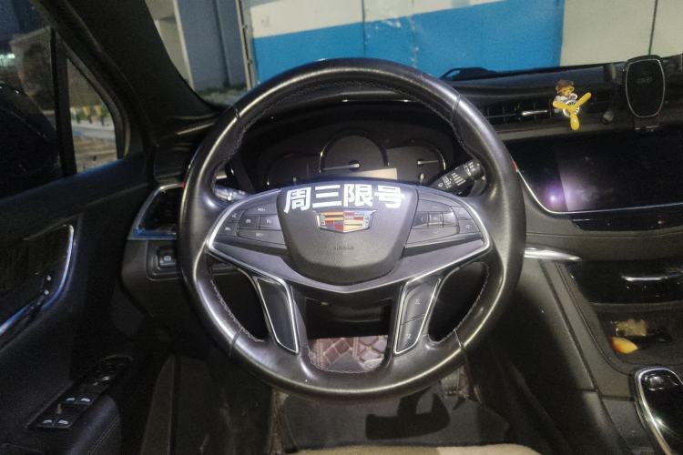 Used Cadillac XT5 2018 28E Four-Wheel Drive Tech Version