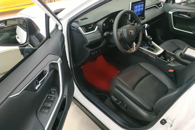 Used Toyota RAV4 2022 2.0L CVT Two-Wheel Drive Fashion Plus Edition
