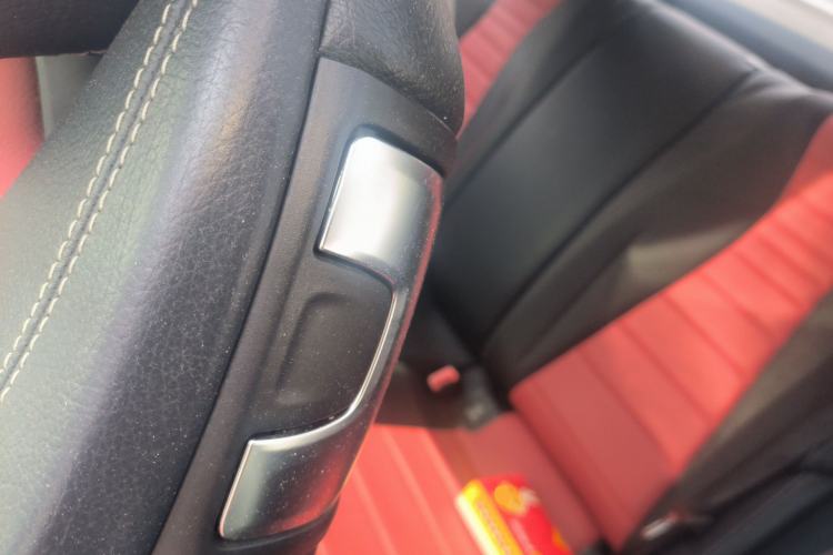 Used Mercedes-Benz E-Class 2017 E 300 Coupe Left Rear Seat