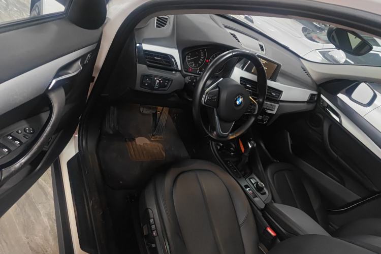 Used BMW X1 2016 sDrive18Li Premium Edition