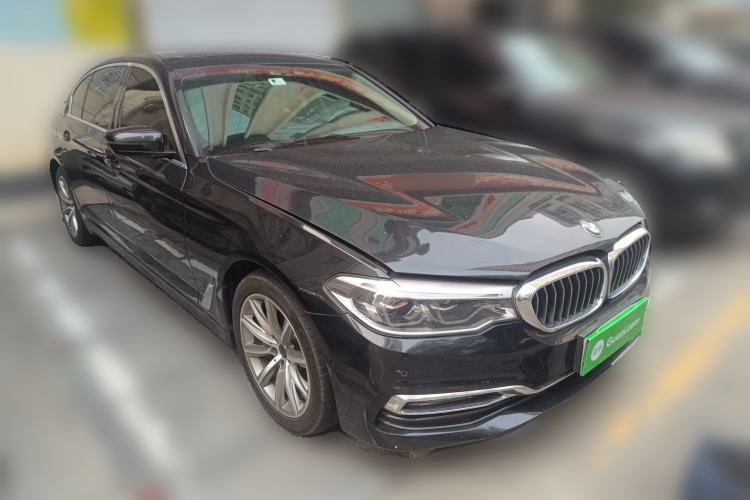 Used BMW 5 Series New Energy 2018 530Le Luxury Package Front Right 45 Deg