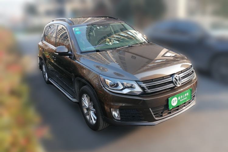 Used Volkswagen Tiguan 2015 1.8TSI Automatic Two-Wheel Drive Comfort Edition Front Right 45 Deg