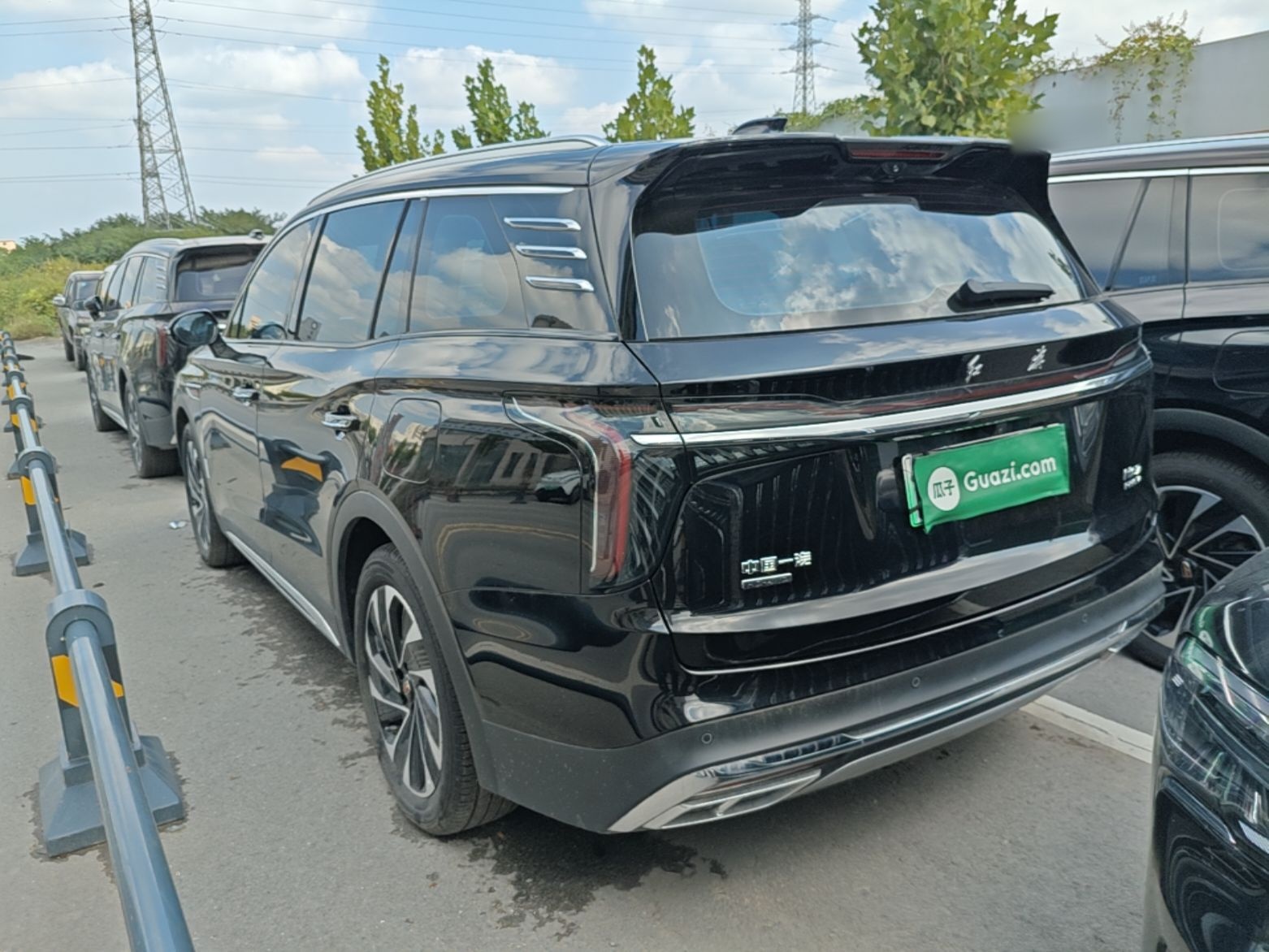 Hongqi HS7 PHEV 2024 2.0T PHEV Four-Wheel Drive Flagship Edition 6 Seats — снимка 4