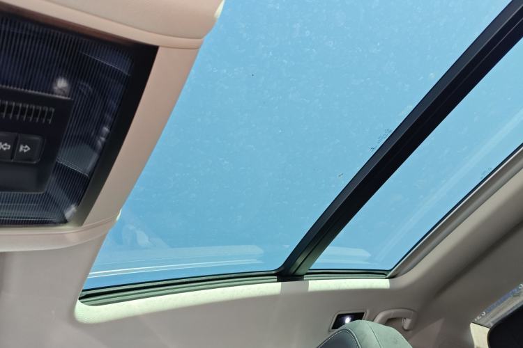 Used Volkswagen Passat 2023 Restyled 330TSI Starry Luxury Edition Headliner