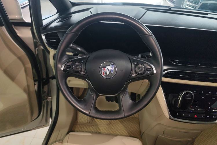 Used Buick GL8 2022 ES Land Cruiser 653T Luxury Model Steering Wheel