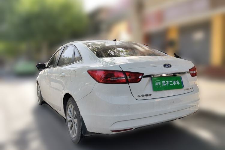 Used Ford Escort 2015 1.5L Automatic Fashion Model Rear Left 45 Deg