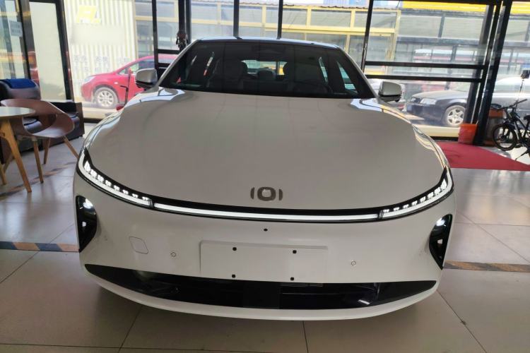 Used CHANGAN NEVO A07 2025 Range-Extended "True Fragrant" Edition 230 Flagship Model Front