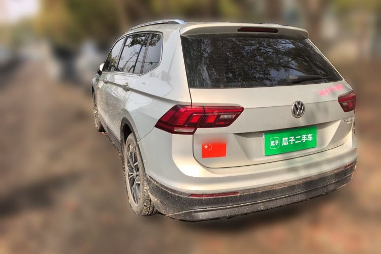 Used Volkswagen Tiguan L 2019 330TSI Automatic Two-Wheel Drive Smart Luxury Version China V Emission Standard